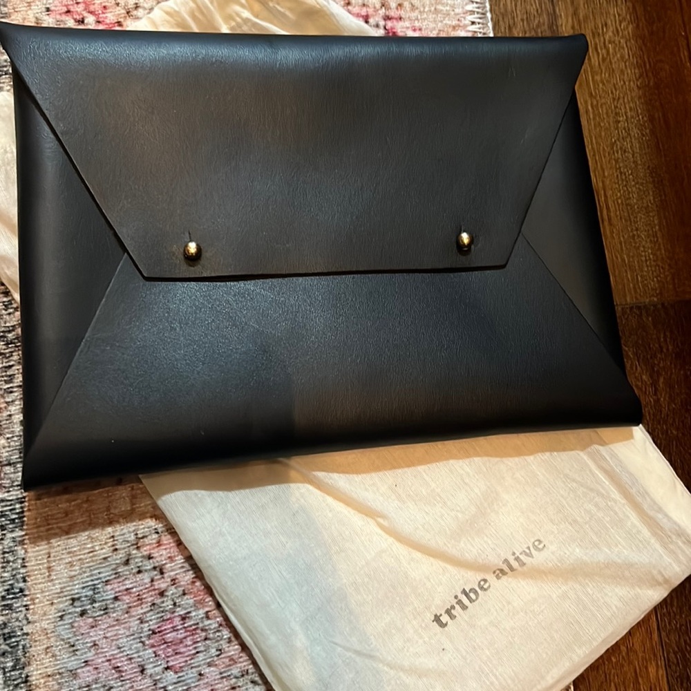 Cute black clutch